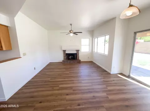 Living - 1143 E Harbor View Dr, Gilbert, AZ 85234 photo 3 of 5