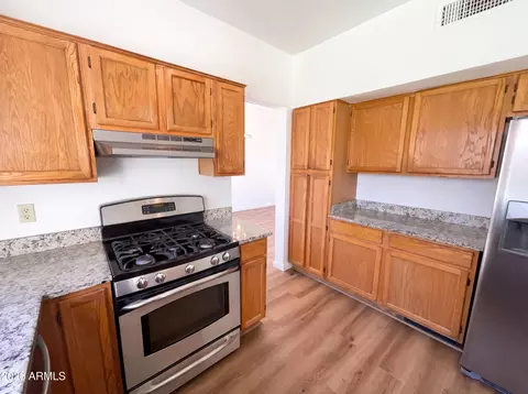Kitchen - 1143 E Harbor View Dr, Gilbert, AZ 85234 photo 2 of 3