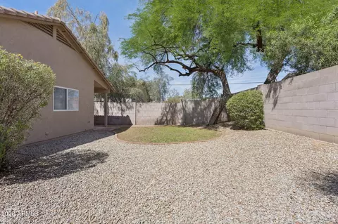 Exterior - 2008 E Bluefield Ave, Phoenix, AZ 85022 photo 4 of 5
