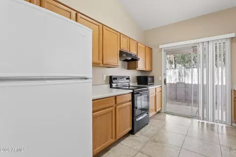 Kitchen - 2008 E Bluefield Ave, Phoenix, AZ 85022 photo 2 of 3
