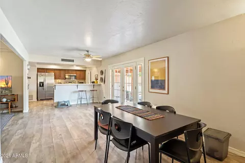 Dining - 3332 E Medlock Dr, Phoenix, AZ 85018 photo 2 of 2