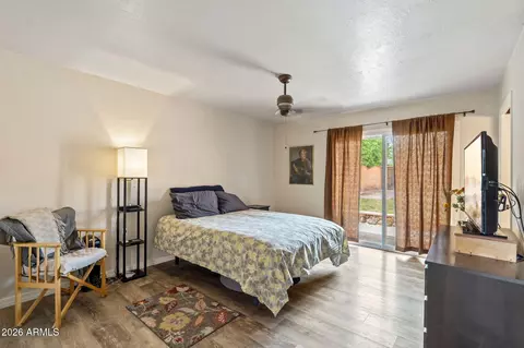Bedroom - 3332 E Medlock Dr, Phoenix, AZ 85018 photo 1 of 3