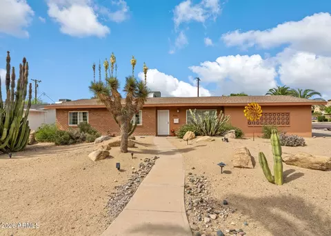 3332 E Medlock Dr, Phoenix, AZ 85018