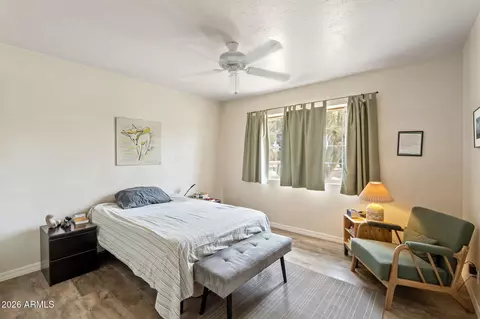 Bedroom - 3332 E Medlock Dr, Phoenix, AZ 85018 photo 3 of 3