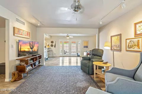 Living - 3332 E Medlock Dr, Phoenix, AZ 85018 photo 1 of 2