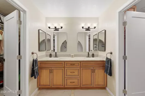 Bath - 1360 E Brown Rd #28, Mesa, AZ 85203 photo 1 of 4