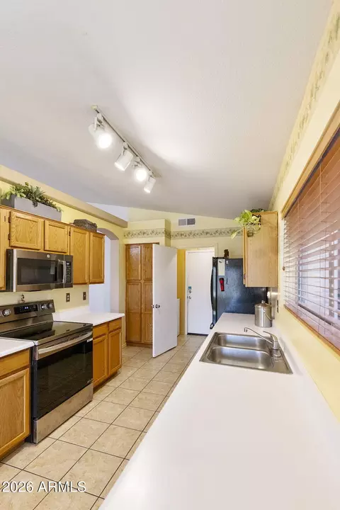 211 S Orlando St, Mesa, AZ 85206 photo 6