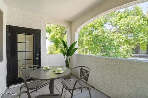 Exterior - 3302 N 7th St #319, Phoenix, AZ 85014 photo 1 of 5