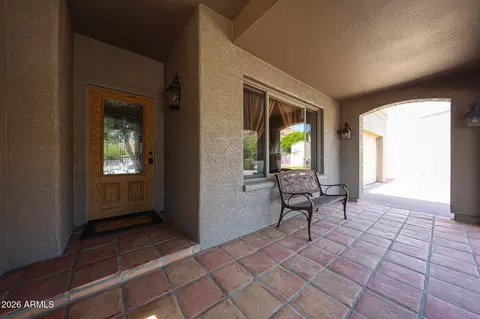 Exterior - 4201 E Pearce Rd, Phoenix, AZ 85044 photo 2 of 13