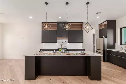 Kitchen - 3014 E Avalon Dr, Phoenix, AZ 85016 photo 2 of 6