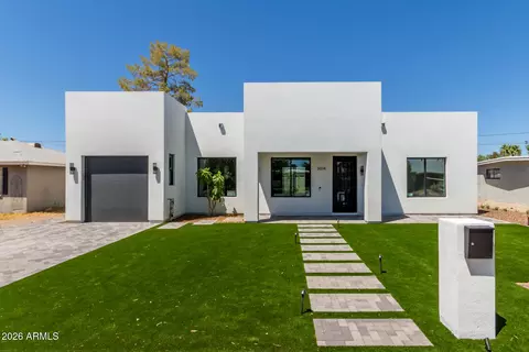 3014 E Avalon Dr, Phoenix, AZ 85016