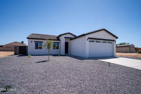 9325 W Oneida Dr, Arizona City, AZ 85123