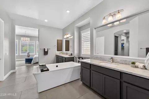 Bath - 3767 E Mia Ln, Gilbert, AZ 85298 photo 5 of 7