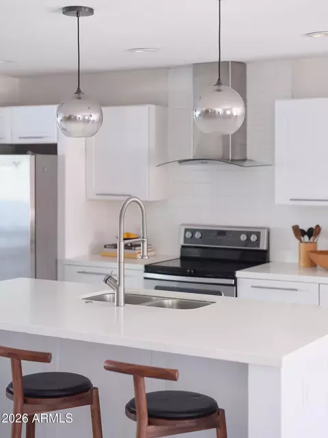 Kitchen - 1038 Elm St, Phoenix, AZ 85014 photo 2 of 2