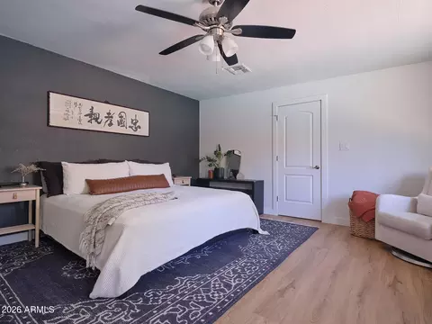 Bedroom - 1038 Elm St, Phoenix, AZ 85014 photo 1 of 2