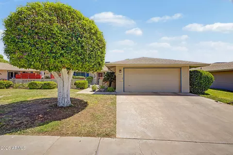 10418 W El Capitan Cir, Sun City, AZ 85351