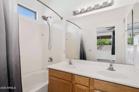 Bath - 3402 E Powell Way, Gilbert, AZ 85298 photo 2 of 2
