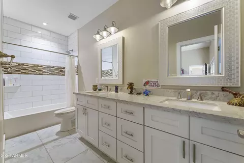 Bath - 3025 E Campbell Ave, Phoenix, AZ 85016 photo 5 of 5