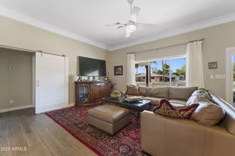 Living - 3025 E Campbell Ave, Phoenix, AZ 85016 photo 1 of 2