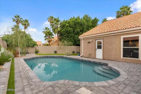 Exterior - 3910 E Hiddenview Dr, Phoenix, AZ 85048 photo 11 of 17