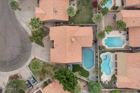 View/Area - 3910 E Hiddenview Dr, Phoenix, AZ 85048 photo 6 of 7