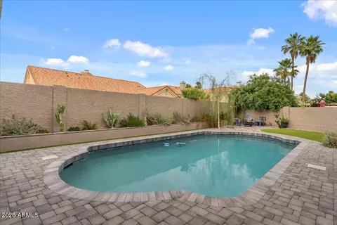 Exterior - 3910 E Hiddenview Dr, Phoenix, AZ 85048 photo 9 of 17