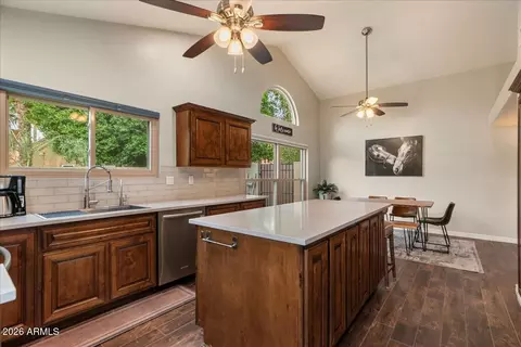 Kitchen - 3910 E Hiddenview Dr, Phoenix, AZ 85048 photo 5 of 5