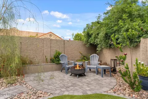 Exterior - 3910 E Hiddenview Dr, Phoenix, AZ 85048 photo 13 of 17