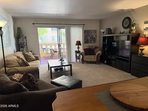7830 E Camelback Rd #107, Scottsdale, AZ 85251