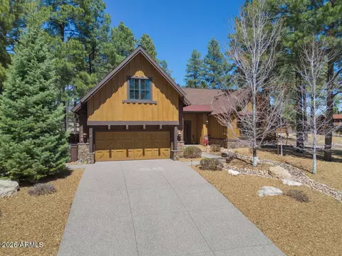 2724 S Birds Of Prey Ct, Flagstaff, AZ 86005