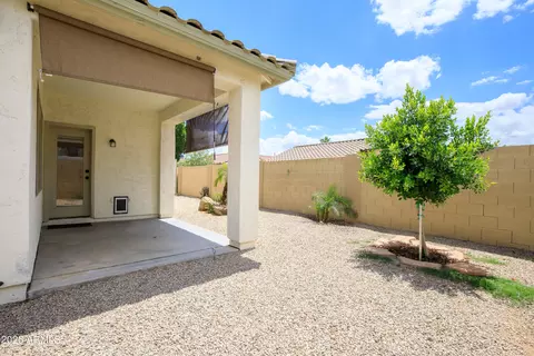 Exterior - 7715 E Butte St, Mesa, AZ 85207 photo 3 of 7