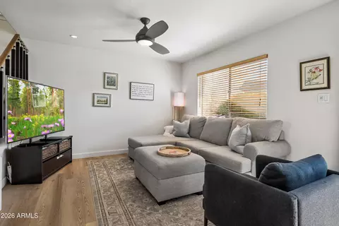 8502 N Central Ave #11, Phoenix, AZ 85020