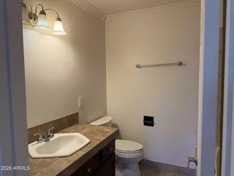 8922 N 17th Ln, Phoenix, AZ 85021 photo 3