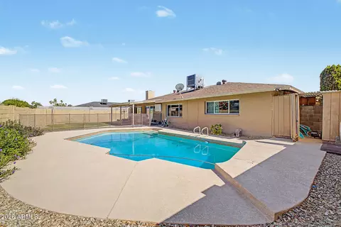 Exterior - 1822 E Auburn Dr, Tempe, AZ 85283 photo 9 of 10