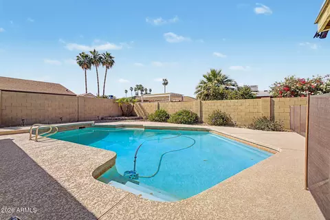 Exterior - 1822 E Auburn Dr, Tempe, AZ 85283 photo 7 of 10