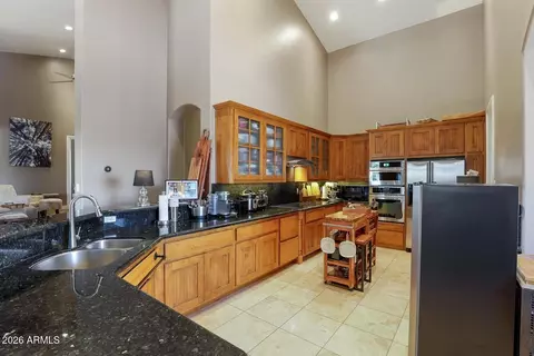 Kitchen - 800 N Oak Pt, Payson, AZ 85541 photo 2 of 2
