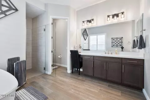 Bath - 10523 E Thornton Ave, Mesa, AZ 85212 photo 2 of 4