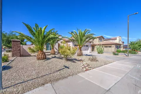 15694 W Mackenzie Dr, Goodyear, AZ 85395