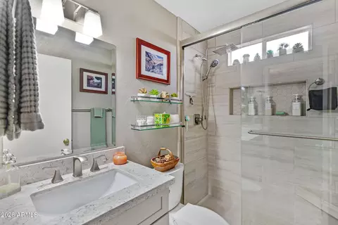 Bath - 4211 E Ahwatukee Dr, Phoenix, AZ 85044 photo 1 of 4