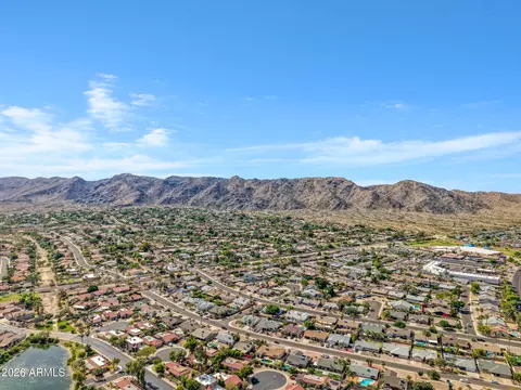 View/Area - 4211 E Ahwatukee Dr, Phoenix, AZ 85044 photo 7 of 8