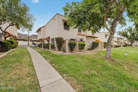 8841 N 12th Pl, Phoenix, AZ 85020