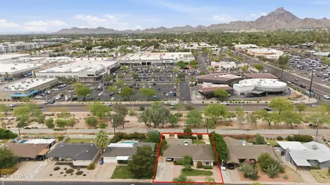View/Area - 1924 E Coolidge St, Phoenix, AZ 85016 photo 1 of 10