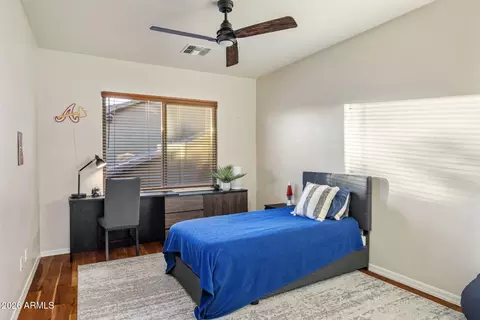 Bedroom - 3950 E Patrick Ln, Phoenix, AZ 85050 photo 4 of 5
