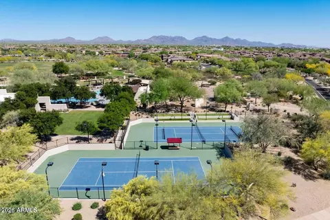 View/Area - 3950 E Patrick Ln, Phoenix, AZ 85050 photo 7 of 13