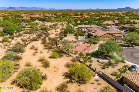 View/Area - 3950 E Patrick Ln, Phoenix, AZ 85050 photo 11 of 13