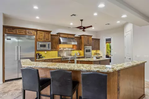 Kitchen - 3950 E Patrick Ln, Phoenix, AZ 85050 photo 2 of 5