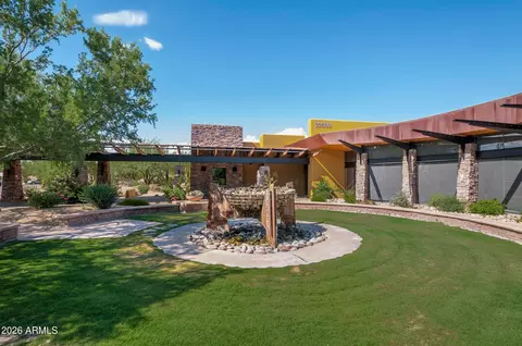 Exterior - 3950 E Patrick Ln, Phoenix, AZ 85050 photo 9 of 12