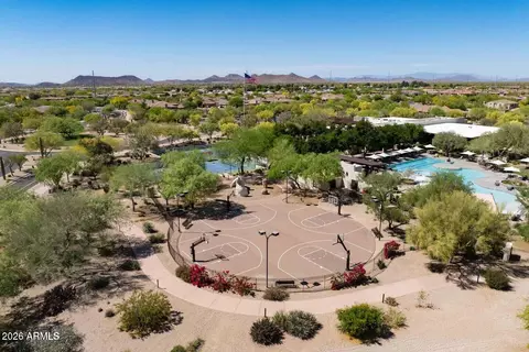 View/Area - 3950 E Patrick Ln, Phoenix, AZ 85050 photo 8 of 13