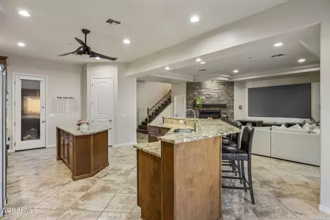 Kitchen - 3950 E Patrick Ln, Phoenix, AZ 85050 photo 5 of 5