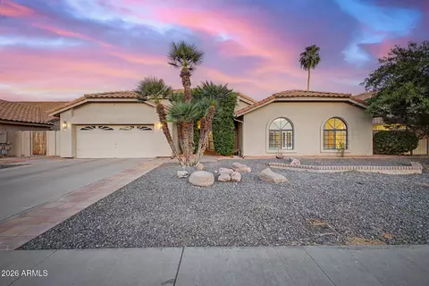 9623 S Maple Ave, Tempe, AZ 85284